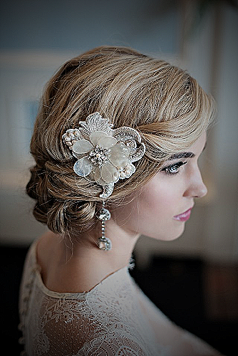 Vintage Wedding Updo - simple wedding hairstyle for round face to look slim short hair women